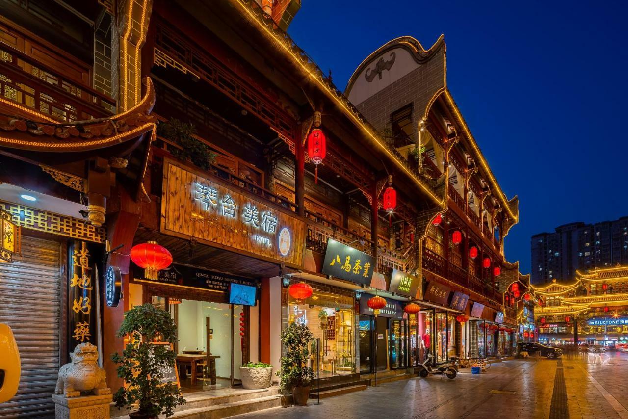 Qintai Tibetan Culture Boutique Hotel Chengdú Exterior foto